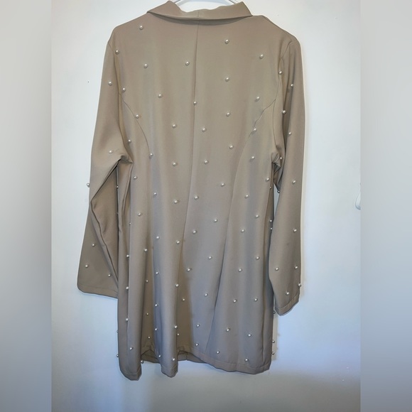 NWT! Saint Genies Pearl Studded Tan Boyfriend Blazer - Embellished - Picture 8 of 16